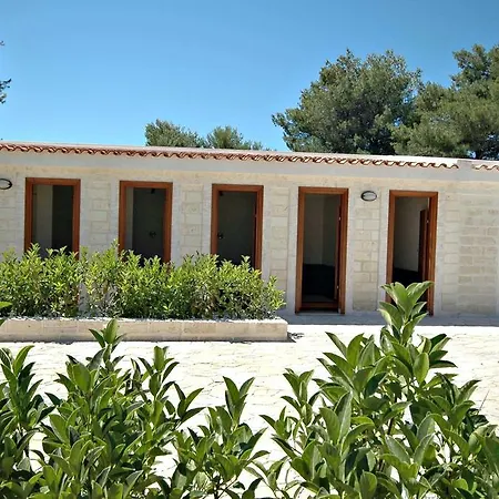 Malia Village Prázdninový areál Vieste